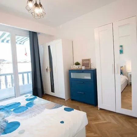 Victoria Avenue Бухарест