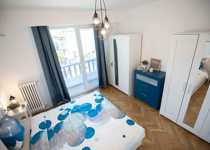 Victoria Avenue * ブカレスト