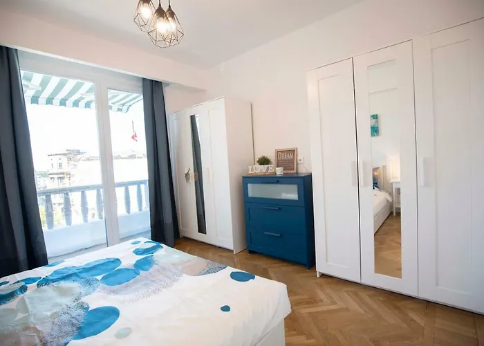 Victoria Avenue Bukurešť